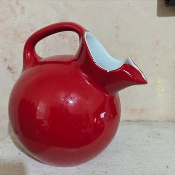Art Deco Tilted Balloon Pitcher in Tomato Red C. Farmhouse MCM decor - Picture 3 of 10